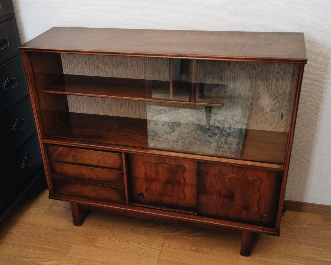 水屋箪笥/レトロな木製キャビネット