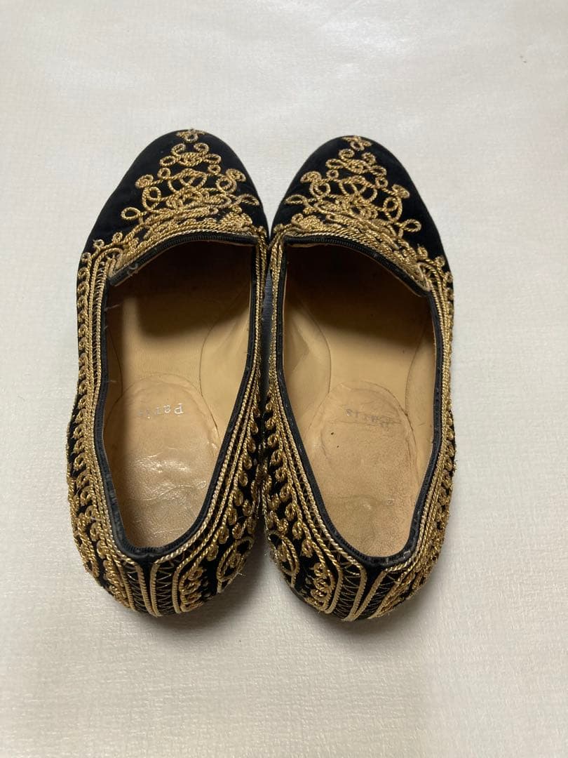 クリスチャン　ルブタン　スエードオペラシューズ 刺繍　送料込み