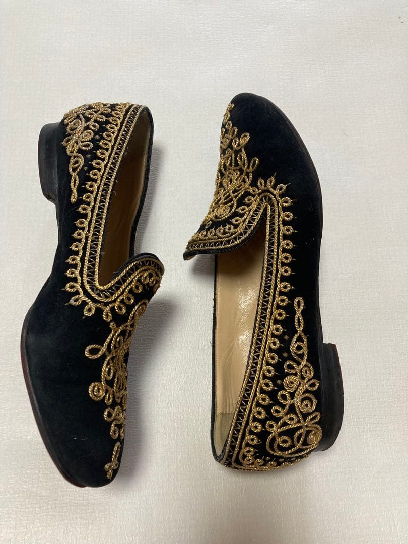 クリスチャン　ルブタン　スエードオペラシューズ 刺繍　送料込み