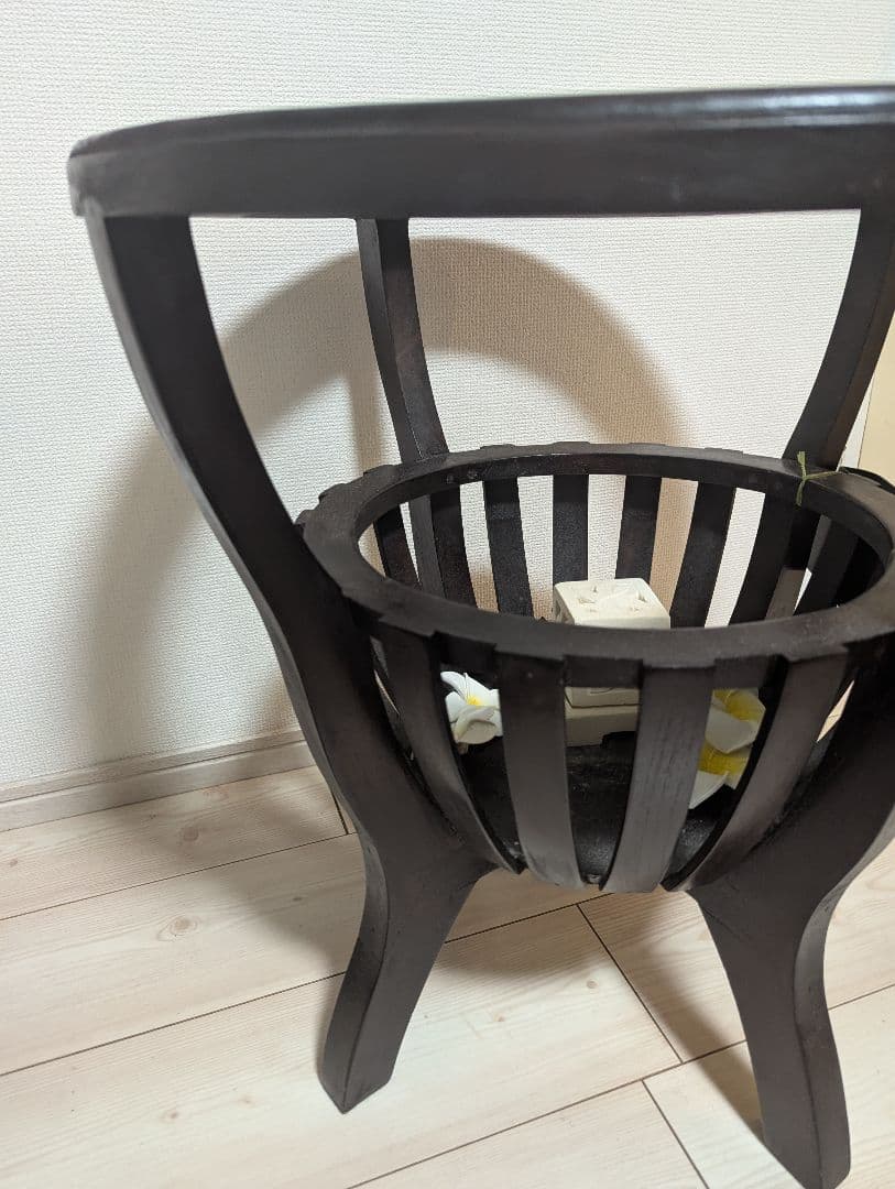 アジアン・バリ家具　木製ガラストップ円形テーブル