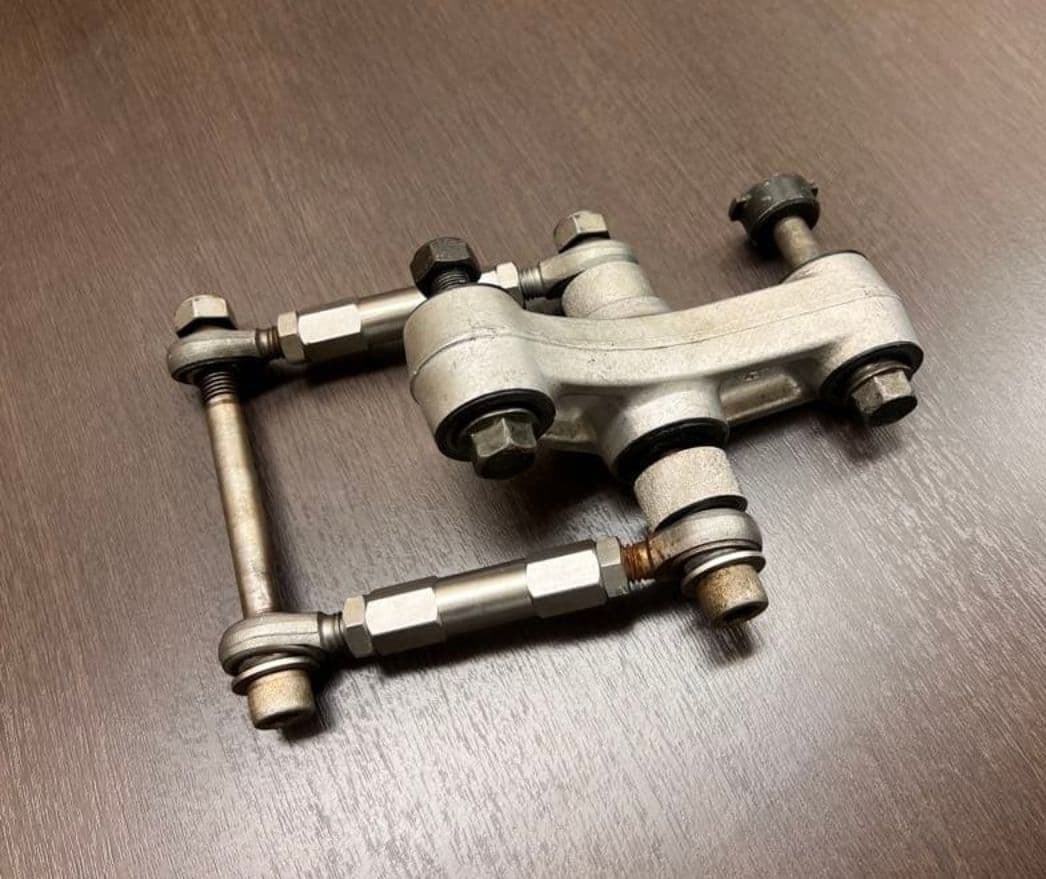 GPZ900R用 車高調 リンク