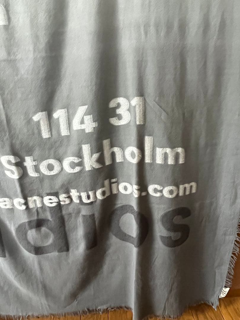 Acne Studios 大判ストール