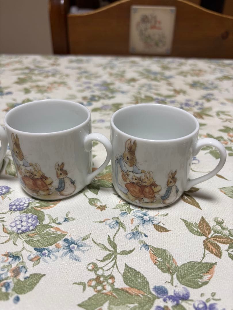 ピーターラビットティーセット　バスケット付き