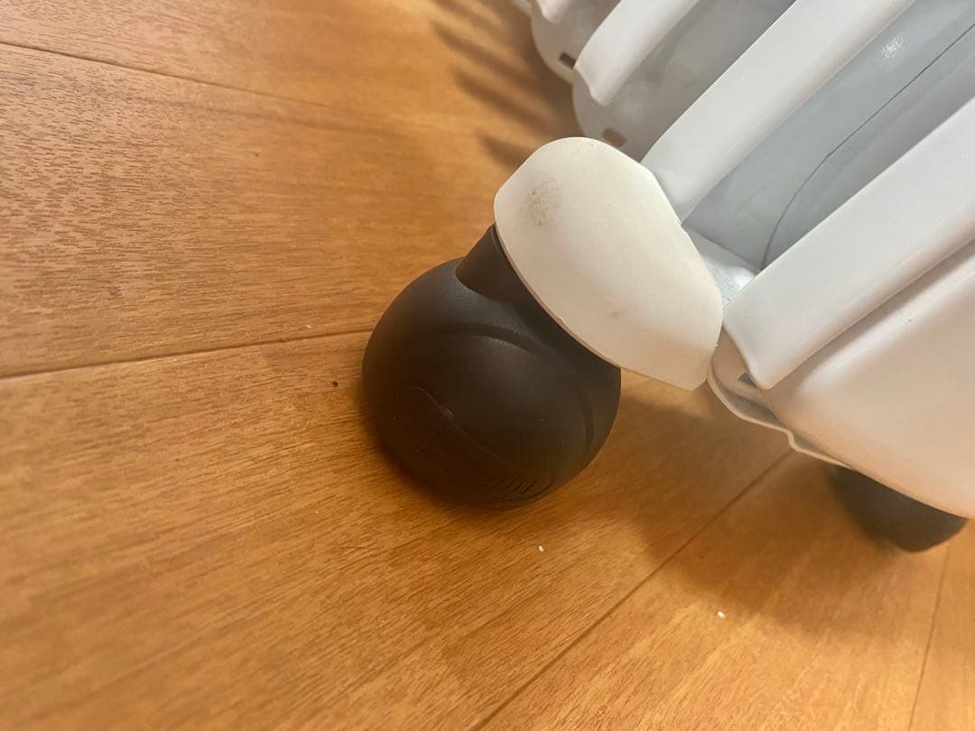 値下げ中　デロンギ オイルヒーター RHJ35M1015-BK