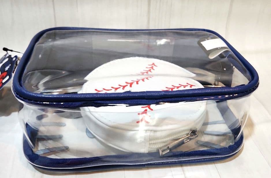 ☆非売品☆ドジャース×ハローキティコラボポーチ&ケース