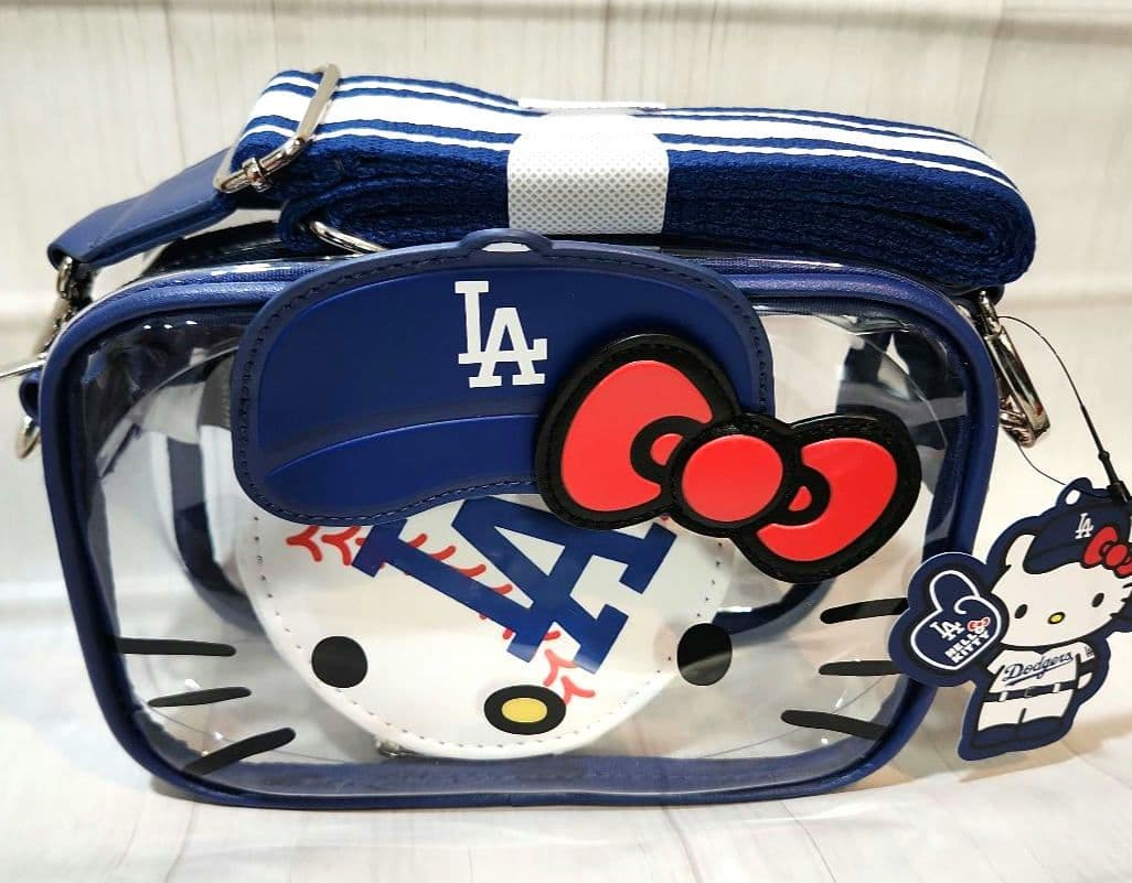 ☆非売品☆ドジャース×ハローキティコラボポーチ&ケース