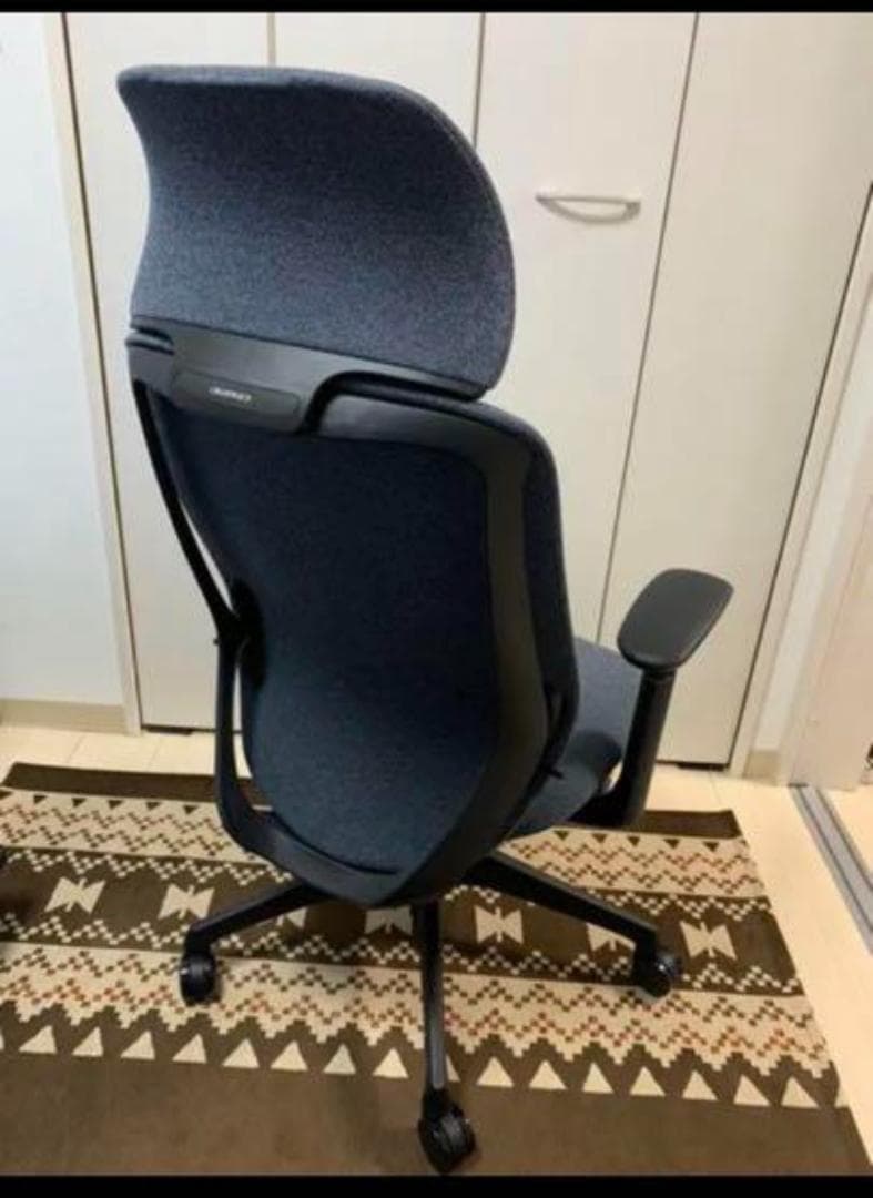 オカムラ　シルフィー　エクストラハイバック