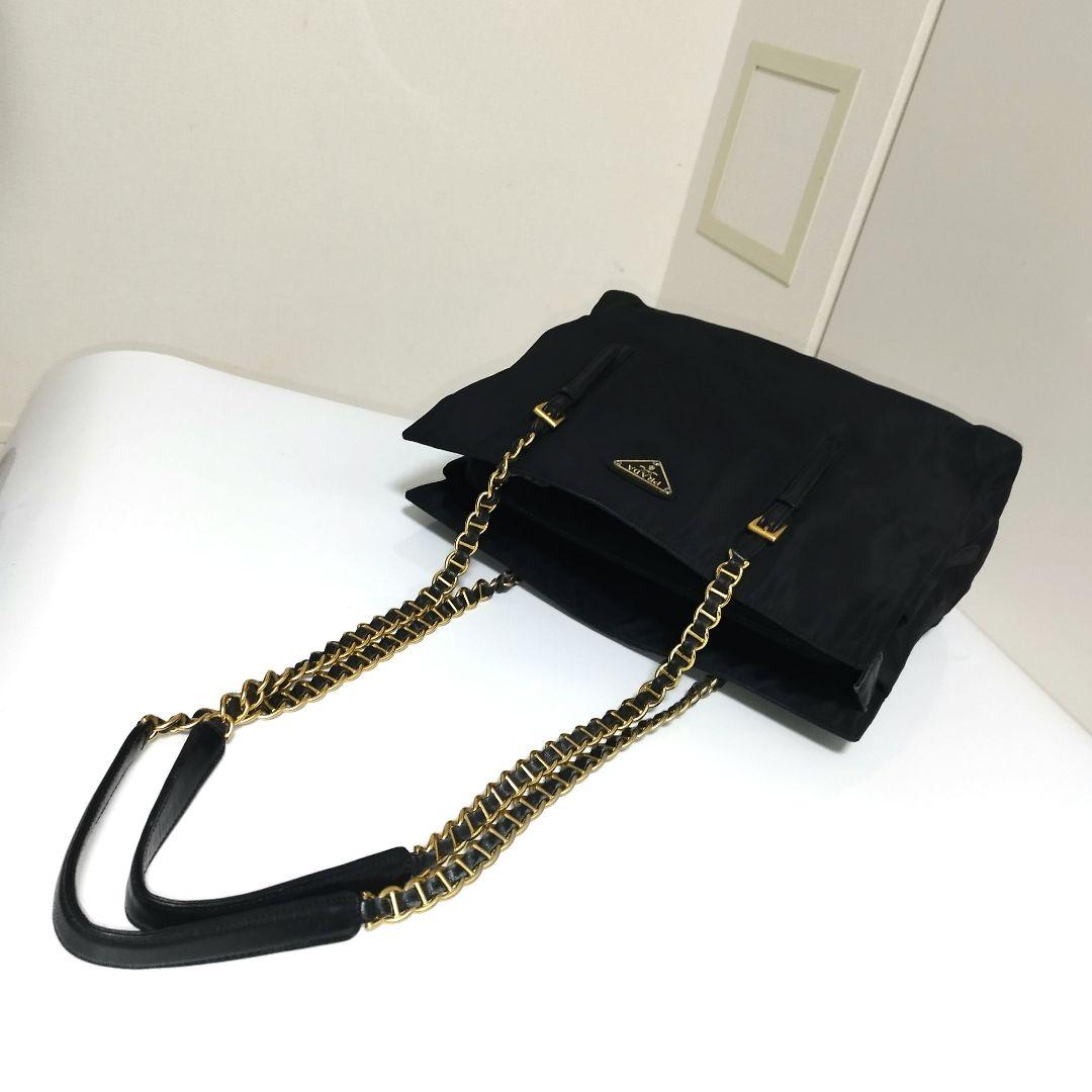 美品☆　プラダ　チェーン　ショルダーバッグ　ギャランティカード付き
