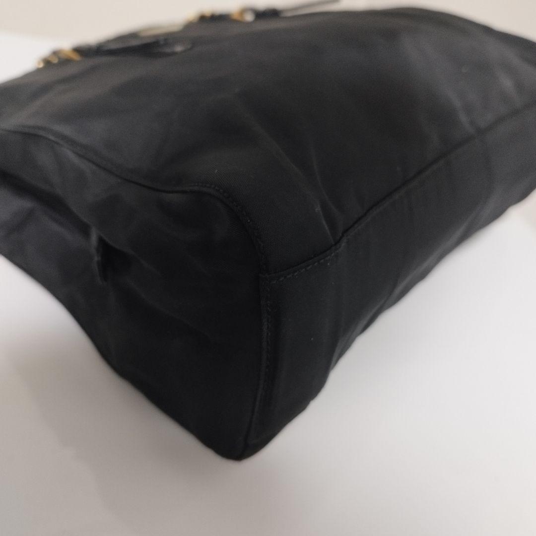 美品☆　プラダ　チェーン　ショルダーバッグ　ギャランティカード付き