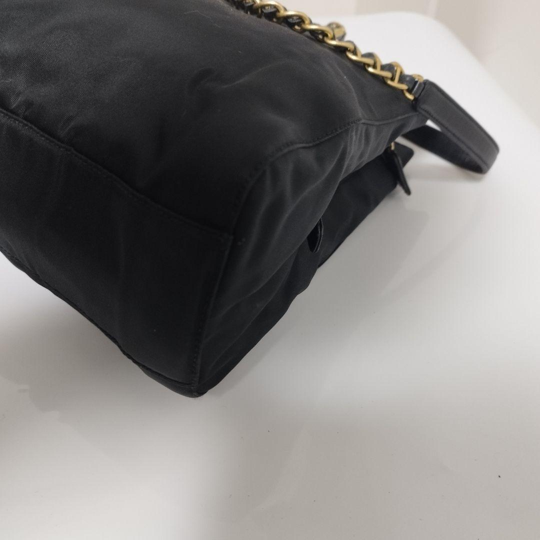 美品☆　プラダ　チェーン　ショルダーバッグ　ギャランティカード付き