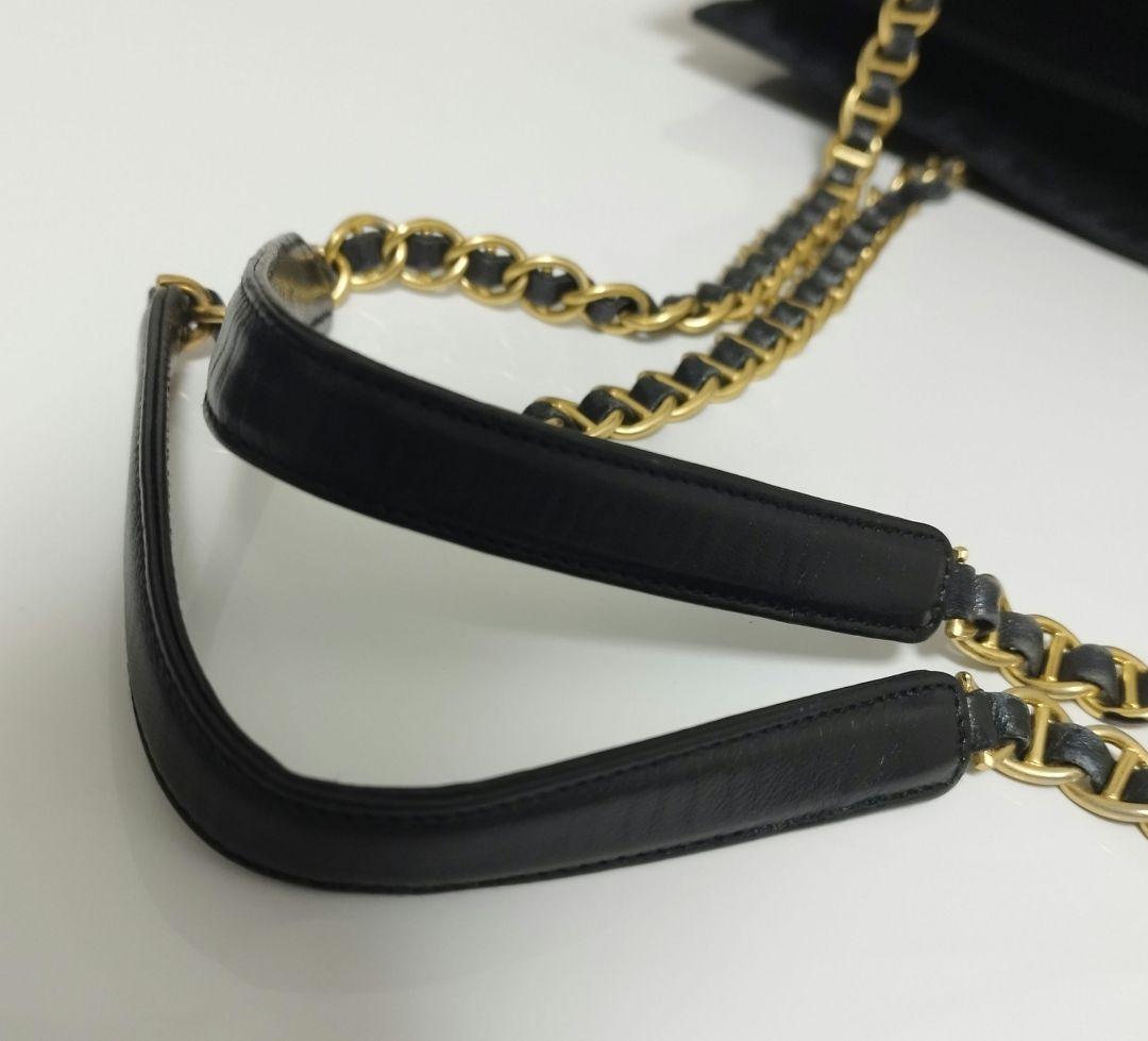 美品☆　プラダ　チェーン　ショルダーバッグ　ギャランティカード付き