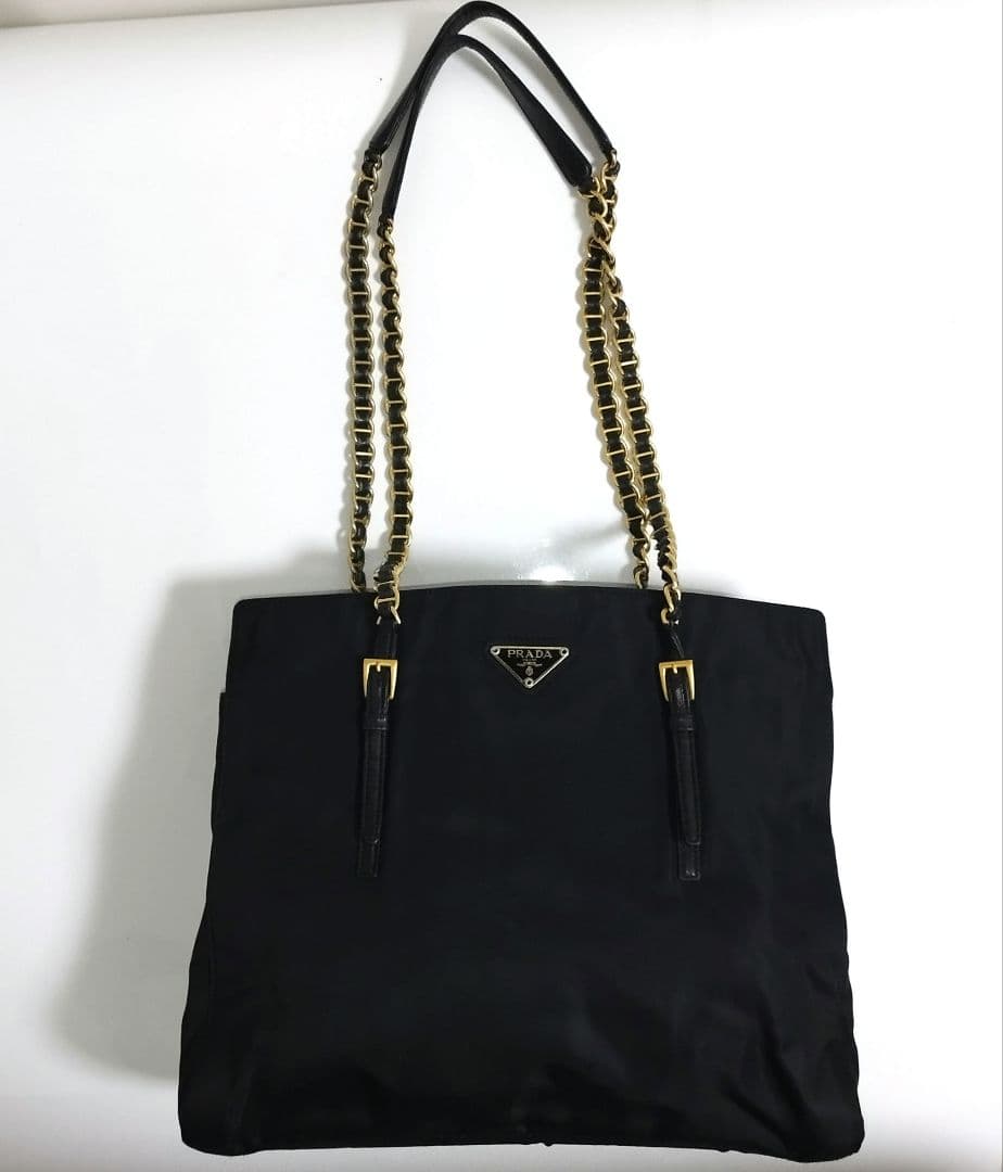 美品☆　プラダ　チェーン　ショルダーバッグ　ギャランティカード付き