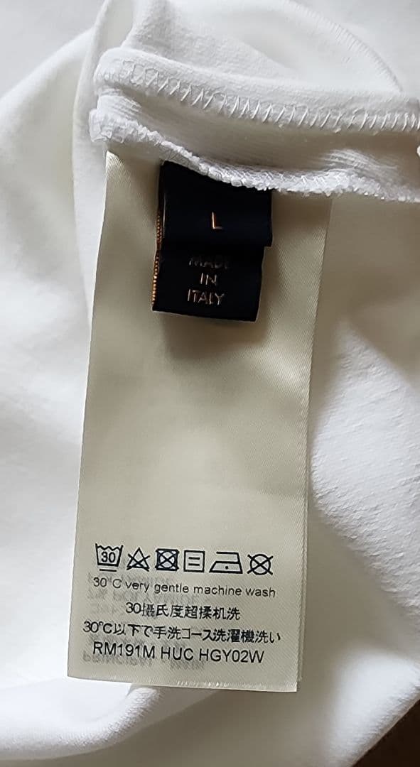 LOUIS VUITTON ロゴ入り長袖カットソー