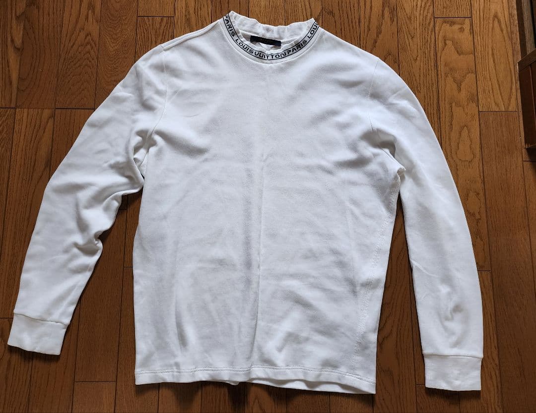 LOUIS VUITTON ロゴ入り長袖カットソー