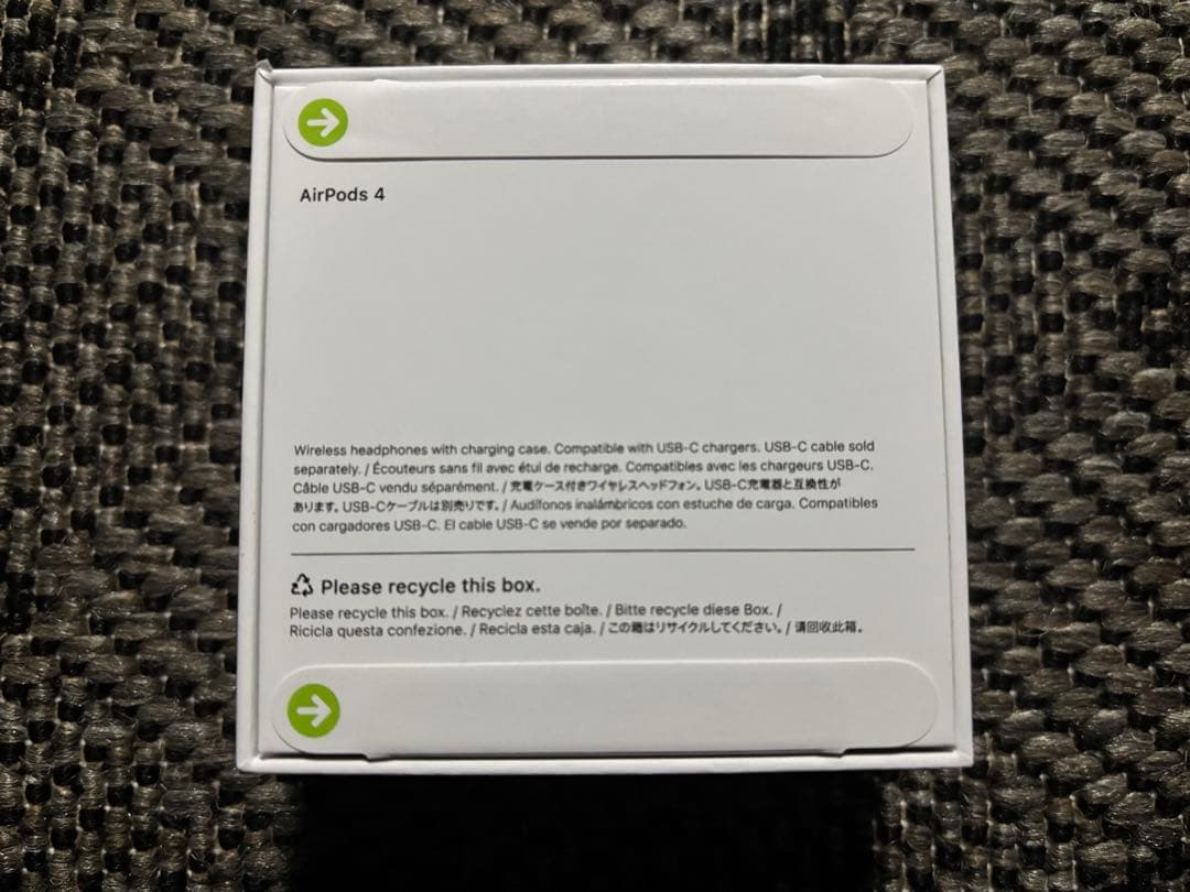 く*た様 【新品未開封】Apple AirPods 4 正規品 ワイヤレスイヤホ