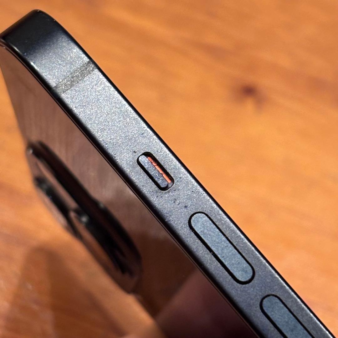 iPhone13 ミッドナイト128GB SIMフリー バッテリー82%