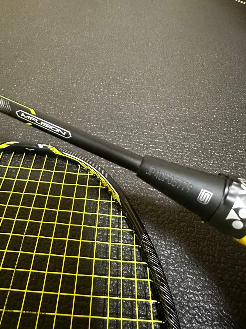 バドミントンラケット　 フォルティウス２０　2本