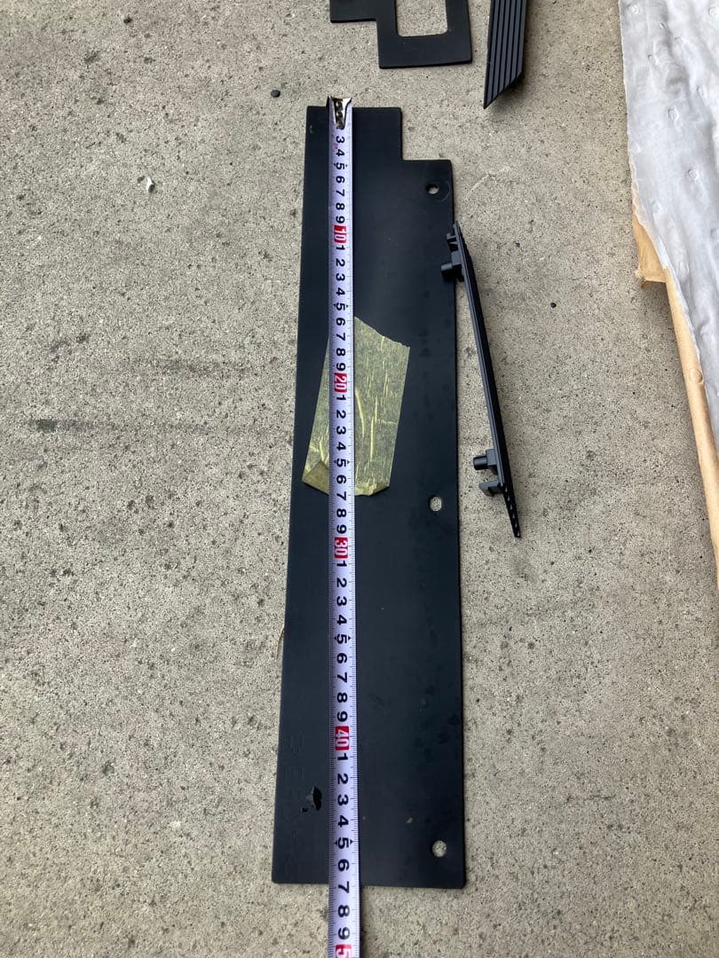 ISUZU フロントグリル　未使用　　5