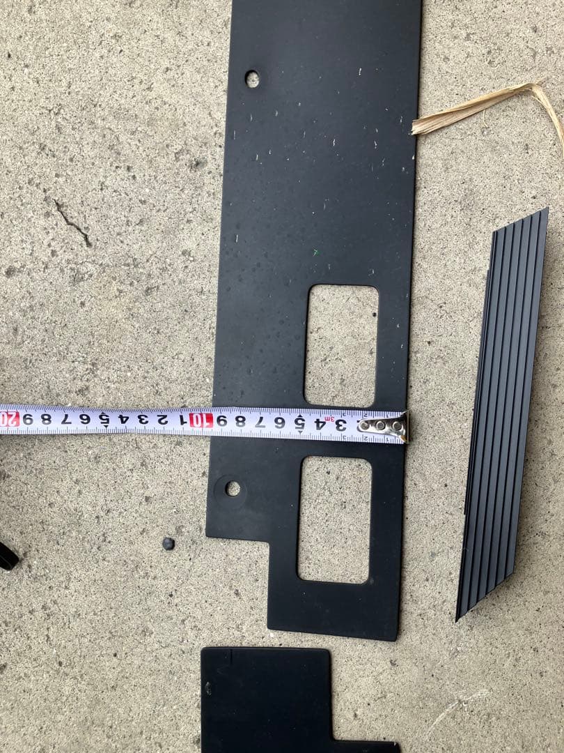 ISUZU フロントグリル　未使用　　5