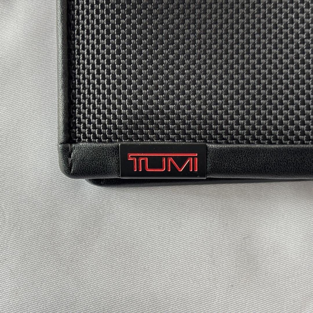 未使用 トゥミ 2つ折り財布 バリスティックナイロン ブラック