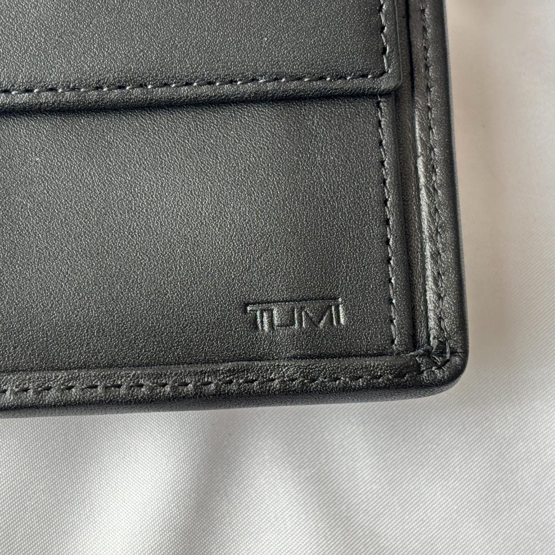 未使用 トゥミ 2つ折り財布 バリスティックナイロン ブラック