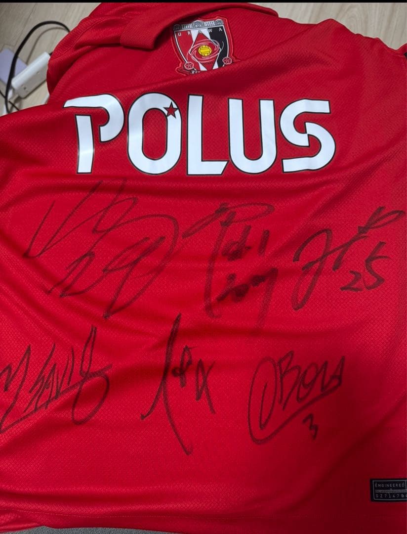 浦和レッズ サイン入りシャツ L