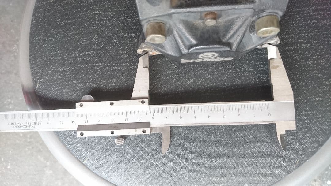 ブレンボ カニキャリパー ブラック