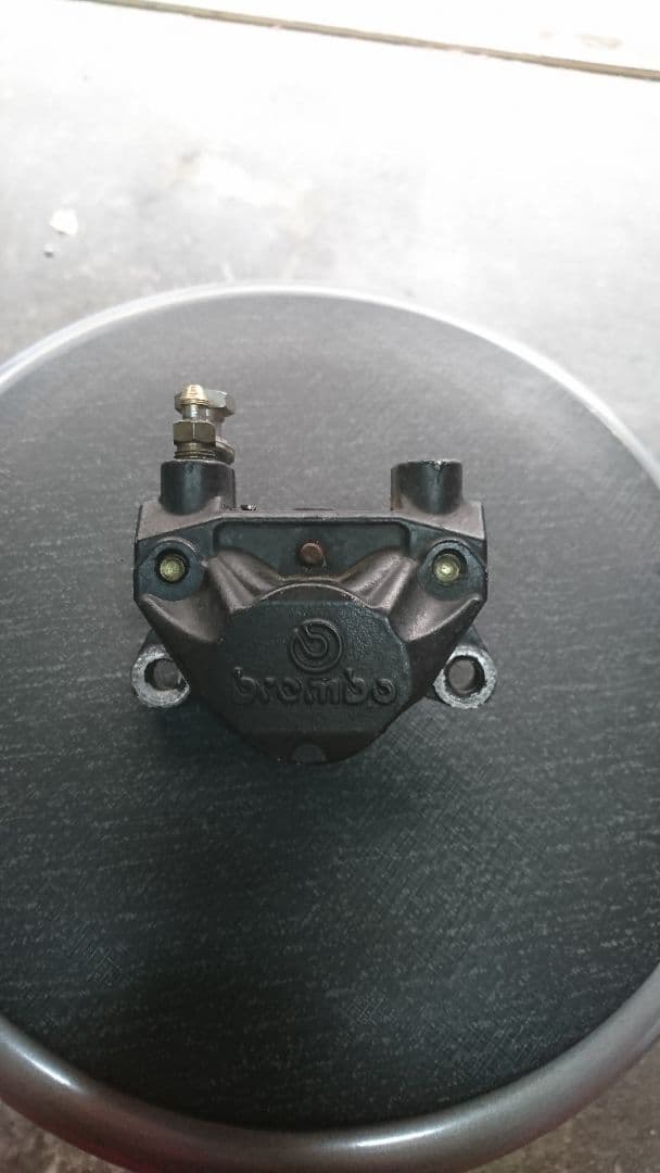 ブレンボ カニキャリパー ブラック