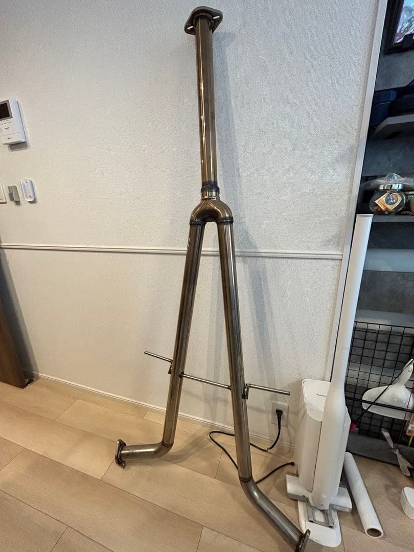 IS300h ワンオフマフラー 本日まで！