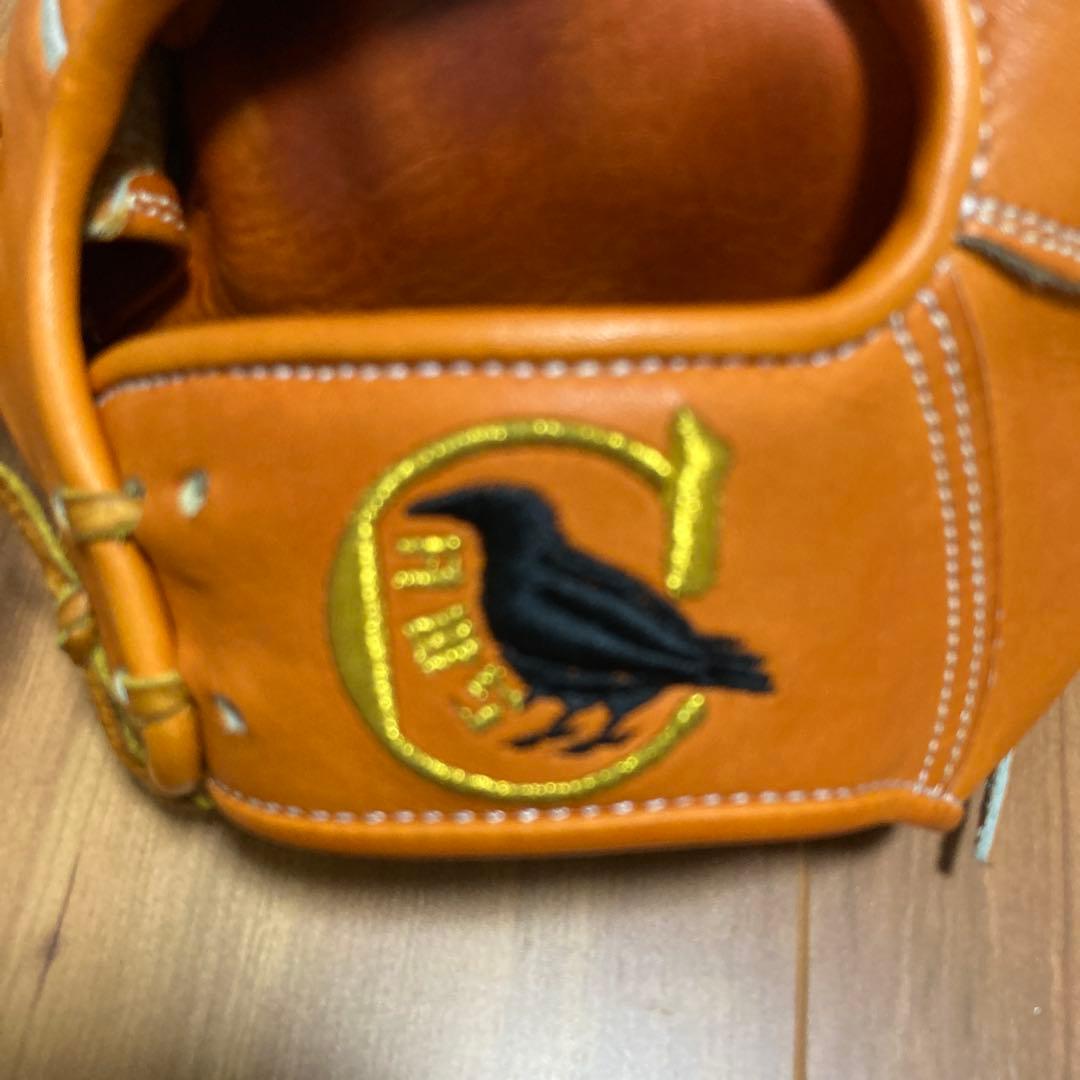 cawsグラブ　アトムズ