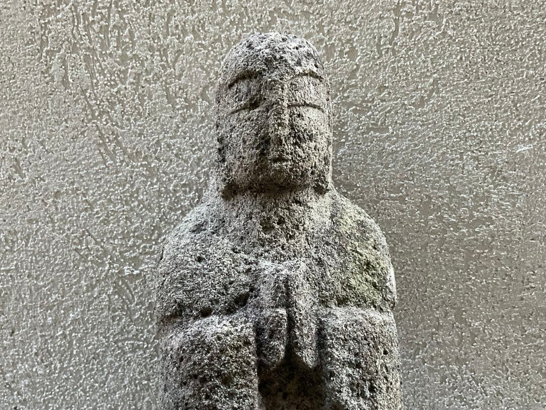 耳の大きなお地蔵様　地蔵　石仏　仏像　仏教美術　江戸時代　新潟県　高さ約42cm