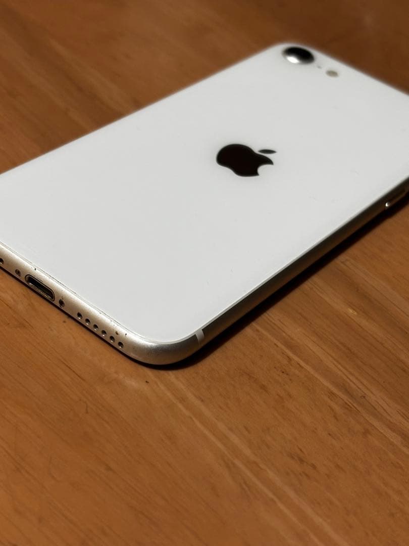 iPhone SE (第2世代) 本体