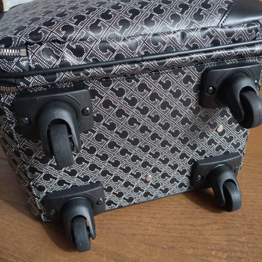 【ゲラルディーニ】キャリーケース　ブラック