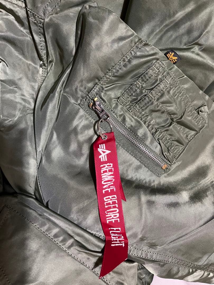 【訳あり】ALPHA INDUSTRIES MA-1 フライトジャケット