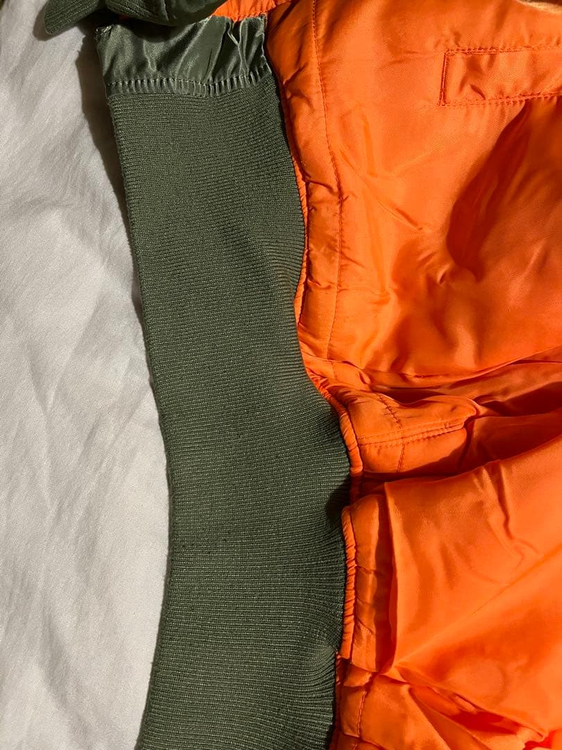 【訳あり】ALPHA INDUSTRIES MA-1 フライトジャケット