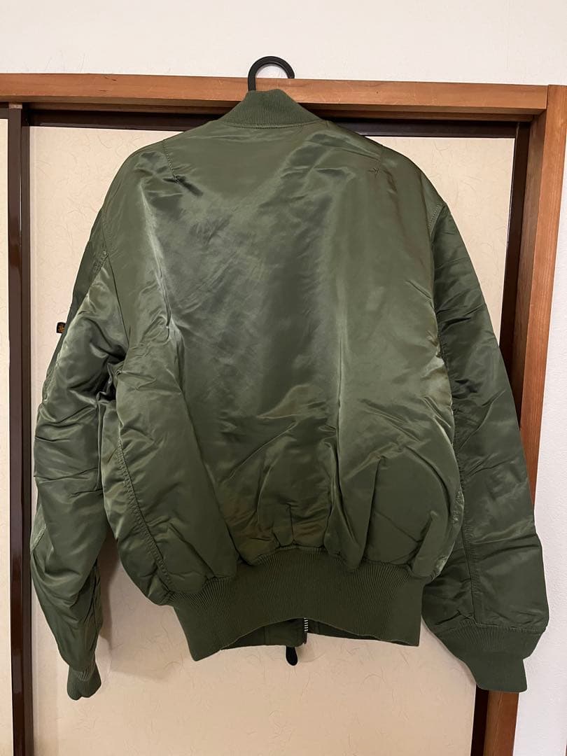 【訳あり】ALPHA INDUSTRIES MA-1 フライトジャケット