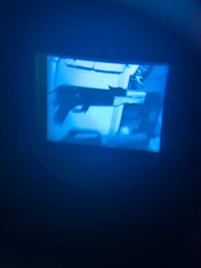 PVS-31 デジタルナイトビジョン 実動 IR 四角画面タイプ