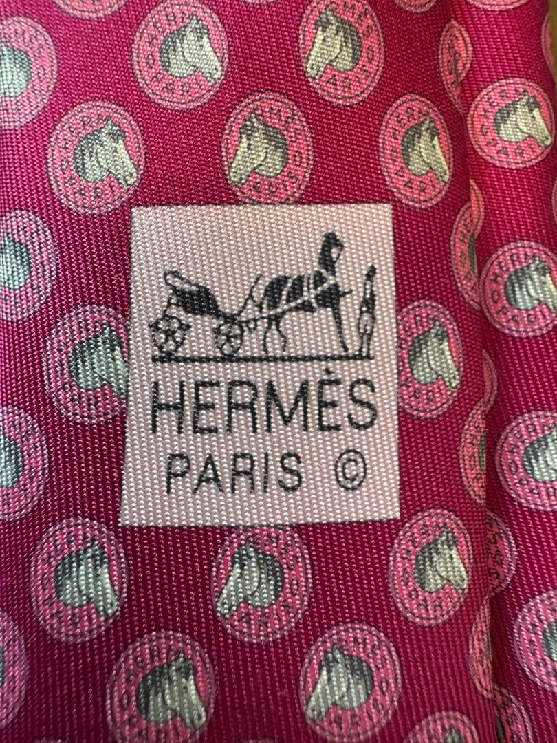 【HERMES】エルメス　ネクタイ　ピンク　馬柄 高級シルク100%