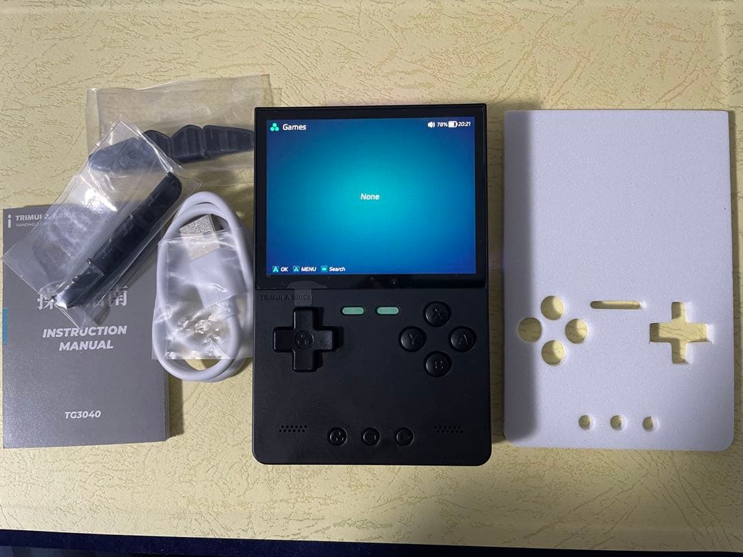 TRIMUI BRICK 黒　SD無し