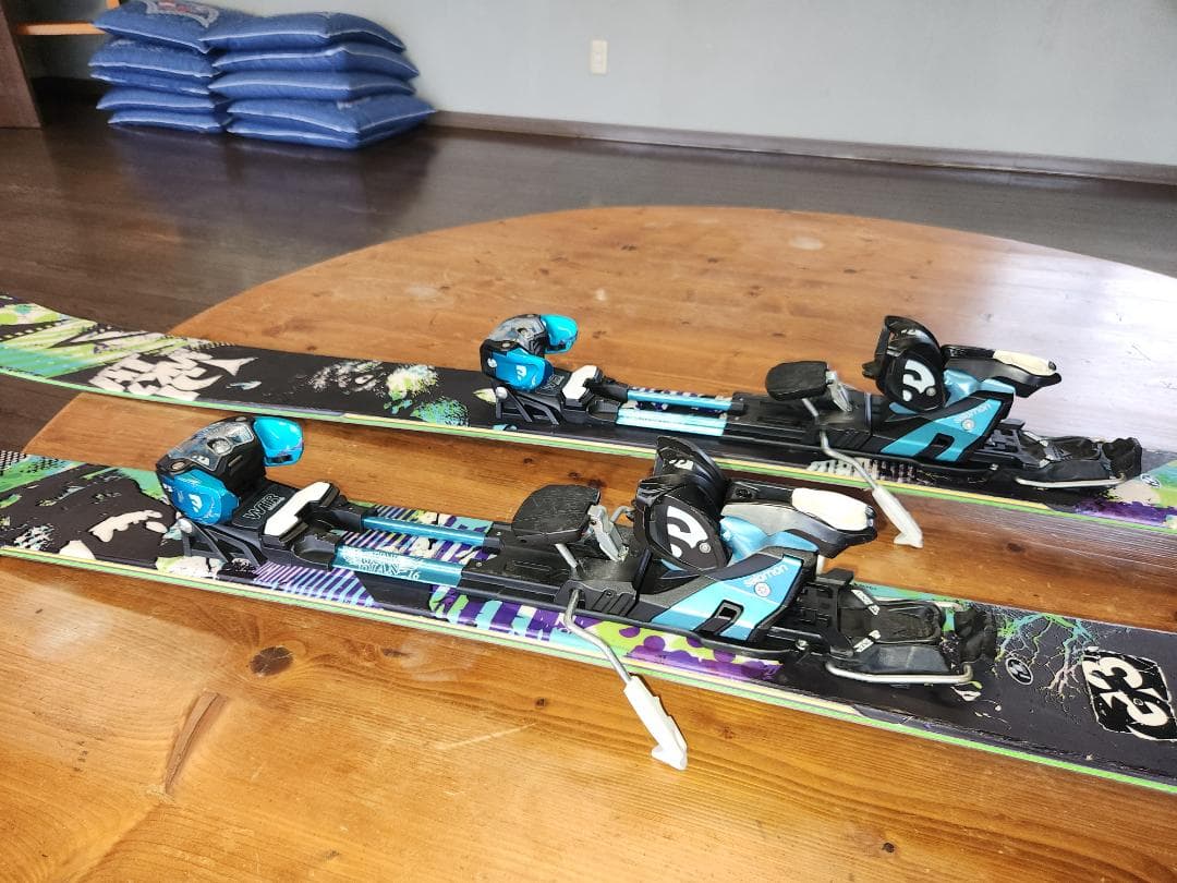 ATOMIC ブログ スキー 板 バインディング付き