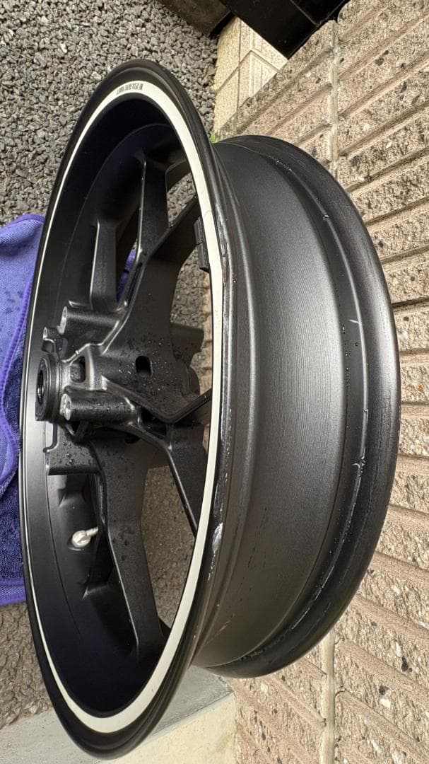 cbr650r 純正 フロントホイール