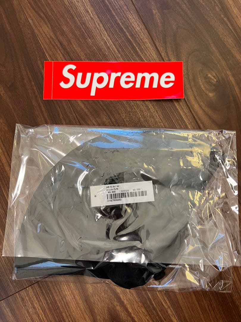 Supreme シュプリーム ゴアテックス　ベルハット