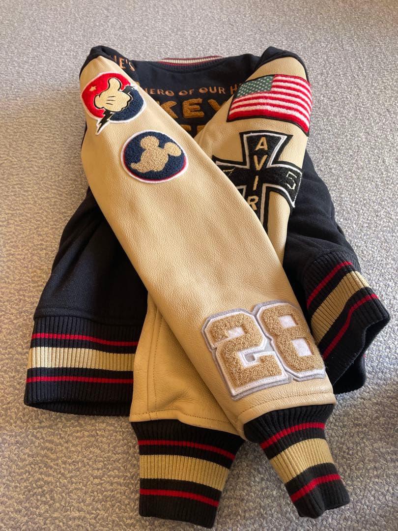 ミッキー AVIREX スタジアム ジャンバー M