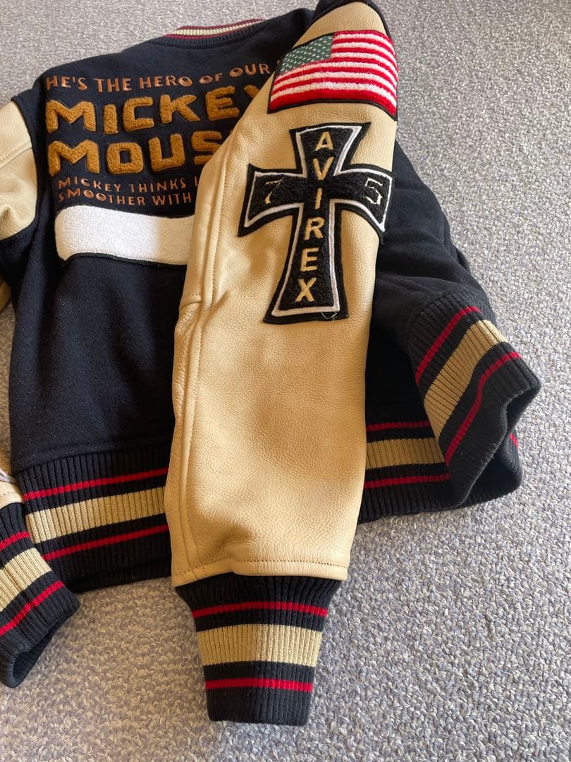 ミッキー AVIREX スタジアム ジャンバー M