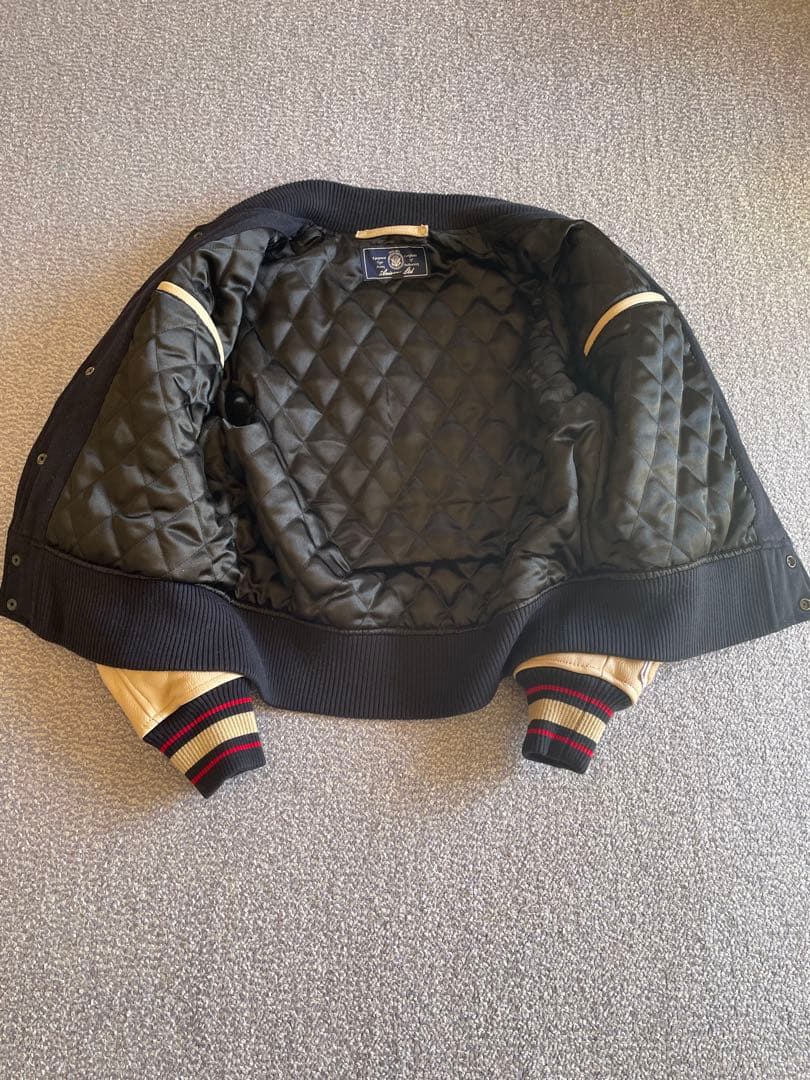 ミッキー AVIREX スタジアム ジャンバー M