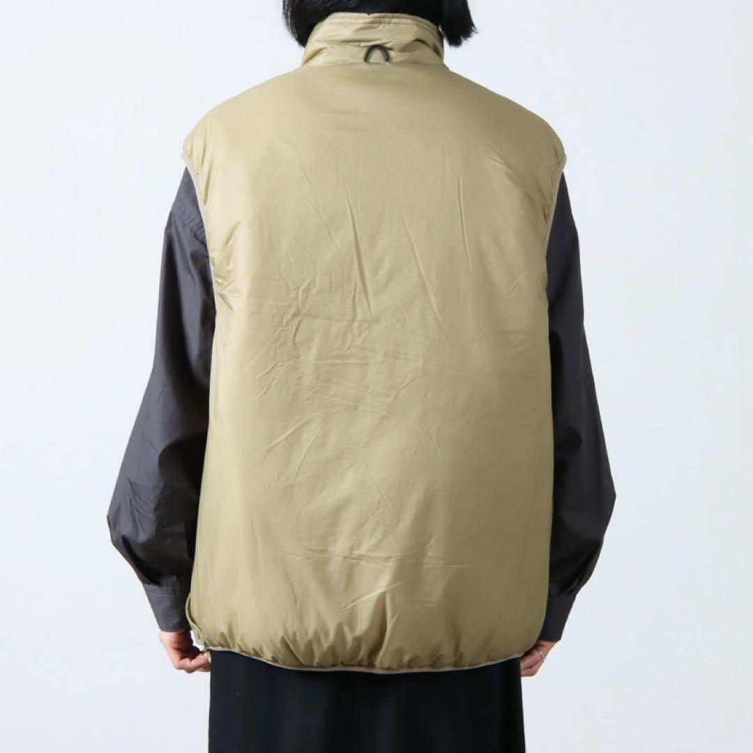 ジャケット・アウター TECH REVERSIBLE PULLOVER PUFF VEST