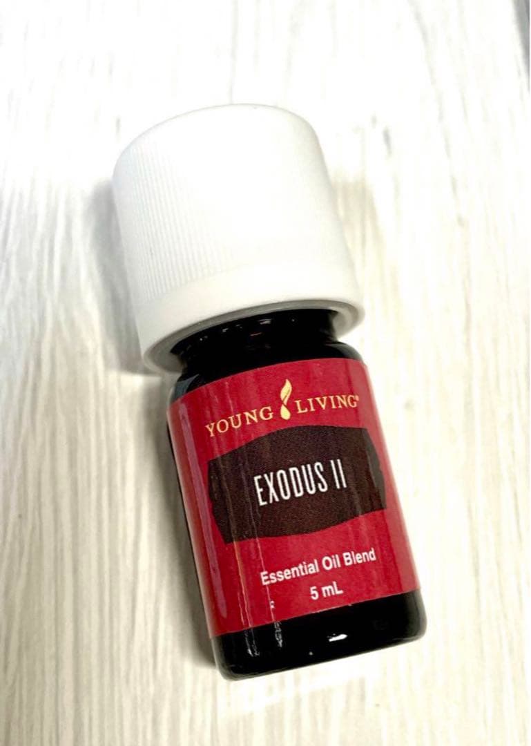 新品☆ヤングリビング エクソダスII＆フランキンセンス アロマ 精油☆未開封