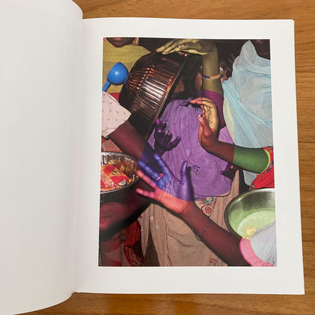 絶版 Viviane Sassen 写真集 Of Mud and Lotus