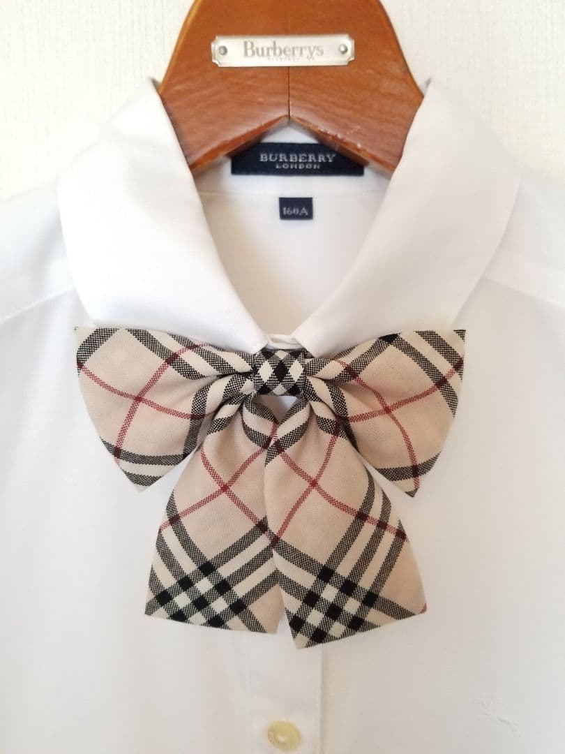バーバリーフォーマルセット未使用近 美品バーバリーロンドン ベージュ160150