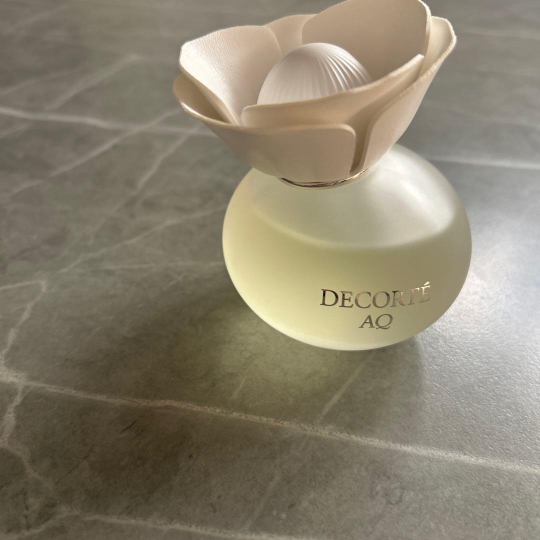 専用コスメデコルテ　オードパルファン